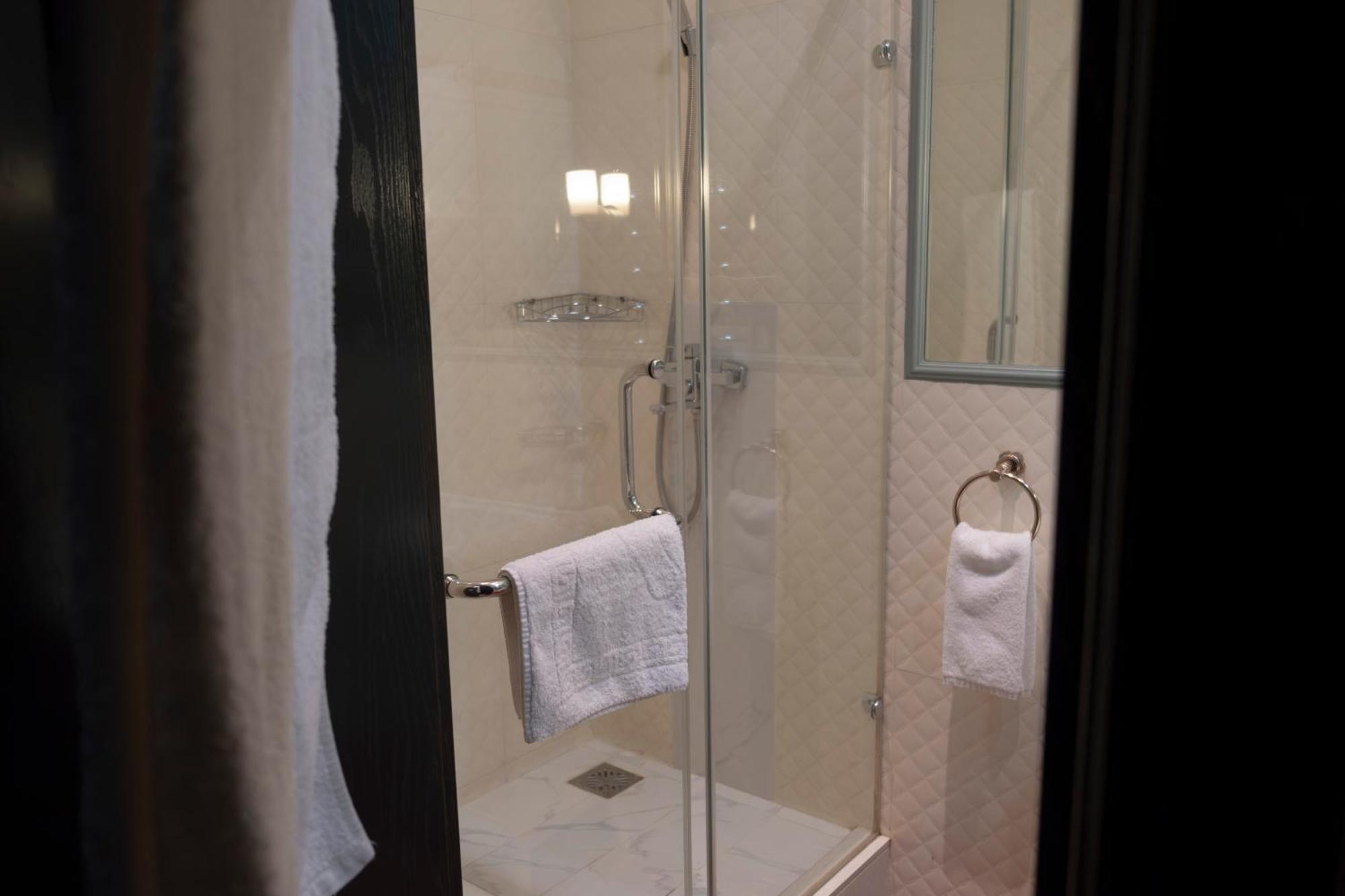 Plaza Hotel Кокшетау Екстериор снимка