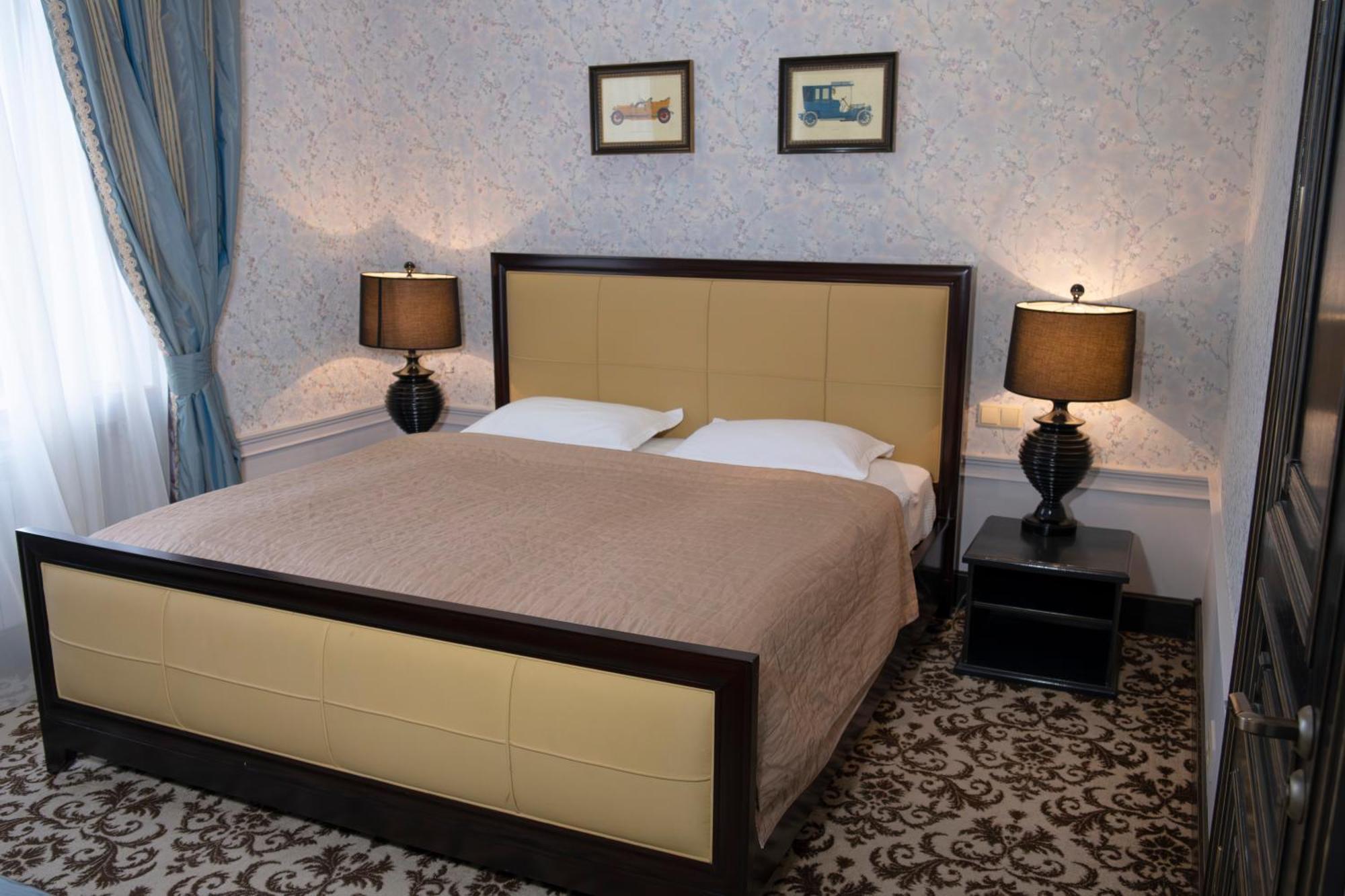 Plaza Hotel Кокшетау Екстериор снимка