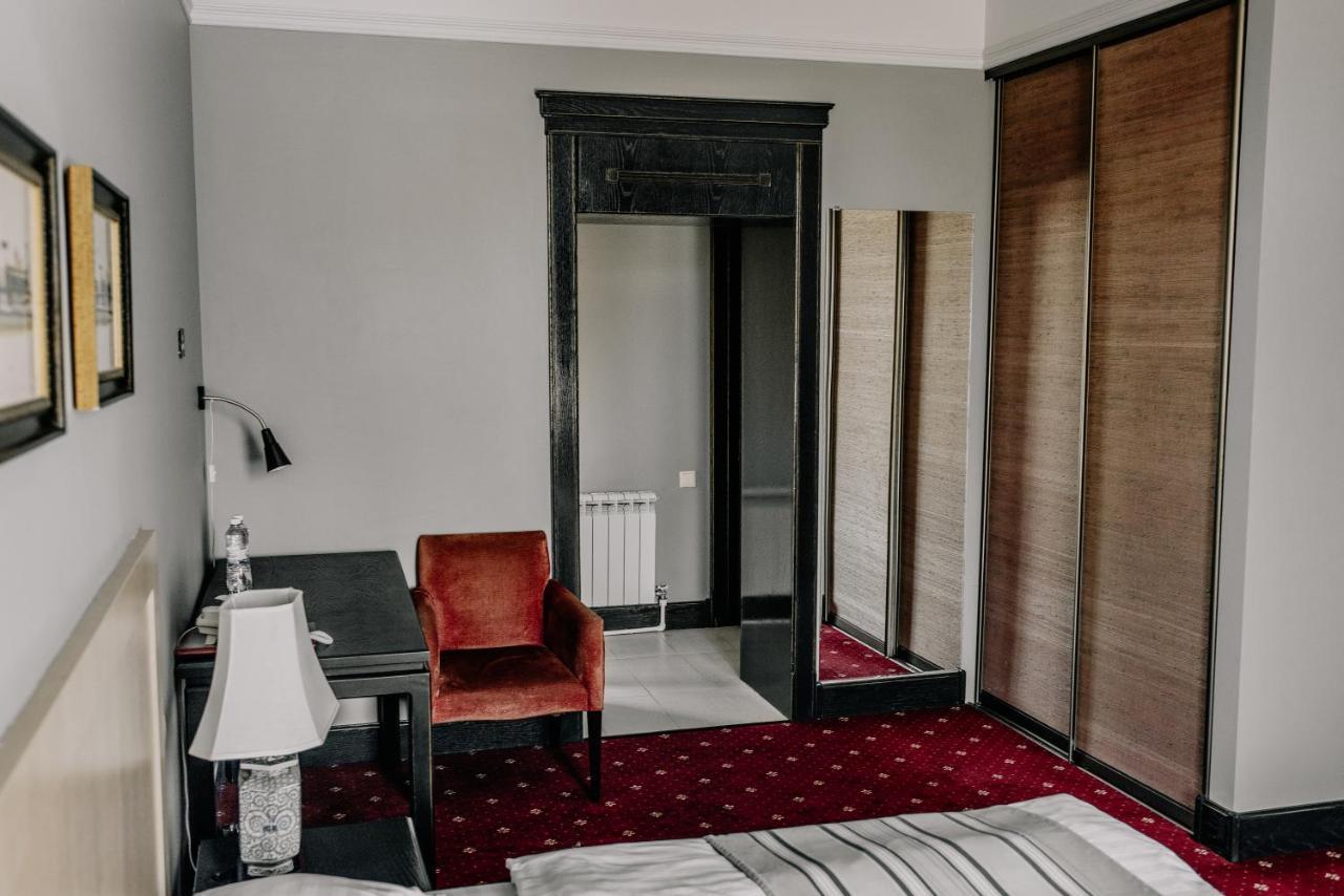 Plaza Hotel Кокшетау Екстериор снимка