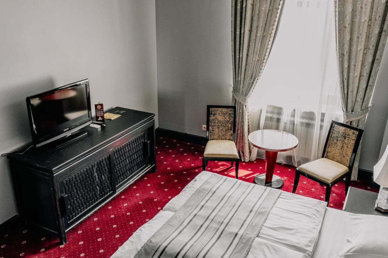 Plaza Hotel Кокшетау Екстериор снимка
